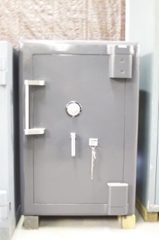 Used Tann Bankers Cash 3420 TRTL30X6 Equivalent High Security Safe